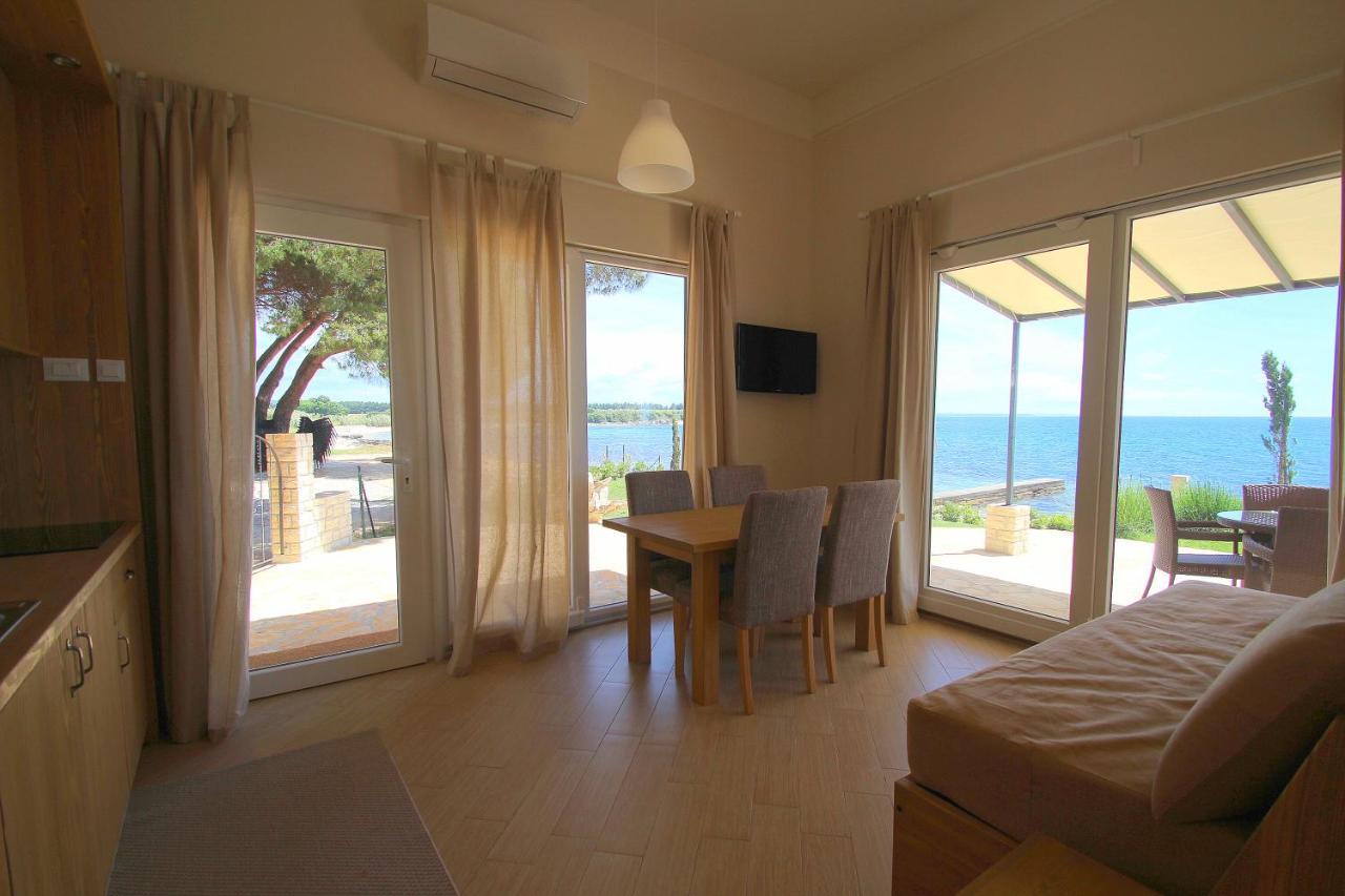 Apartments Erica Luxury Новиград Екстериор снимка